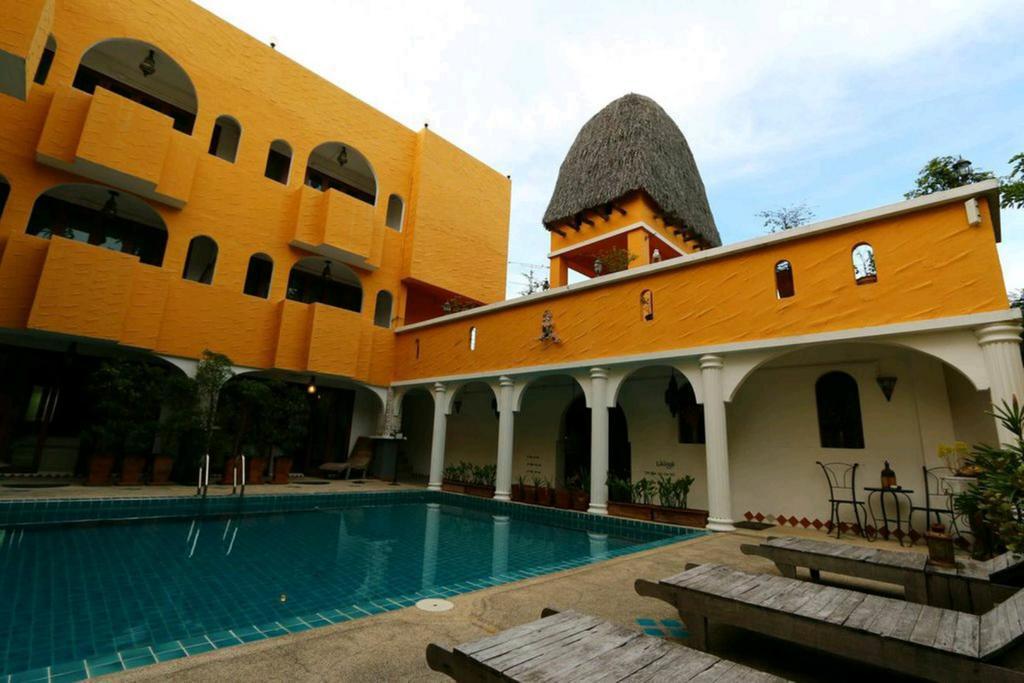 Riad HHQ Exteriör bild