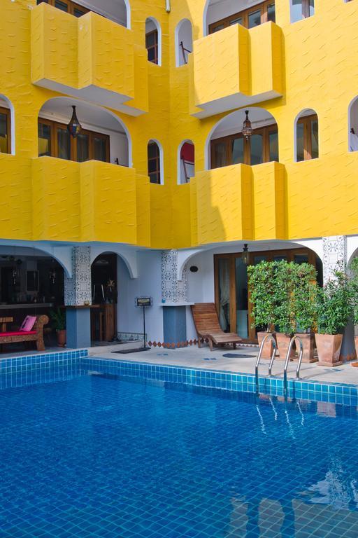 Riad HHQ Exteriör bild