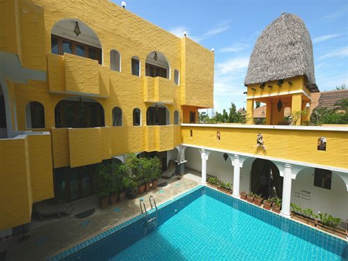 Riad HHQ Exteriör bild