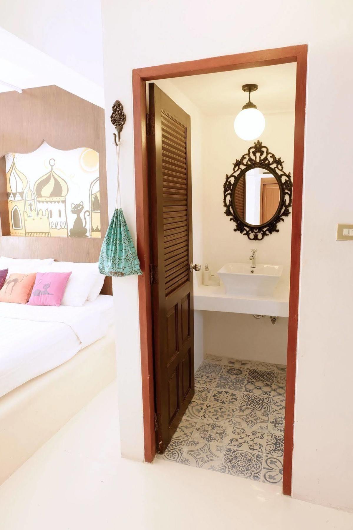 Riad HHQ Exteriör bild